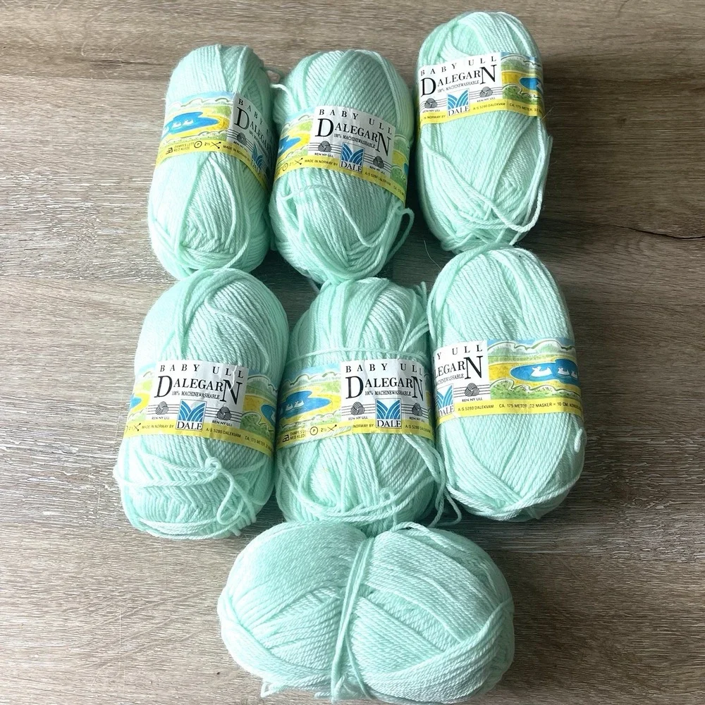 Dale of Norway Dalegarn Baby Ull Wool Yarn #7502 Washable Same Dye Lot 7 Skeins*
